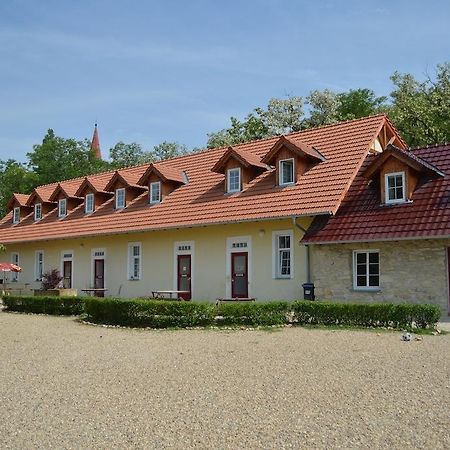 Hotel Stará Fara Chržín Exterior foto